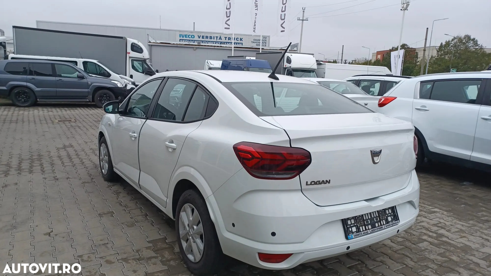 Dacia Logan TCe 90 MT6 Comfort - 4