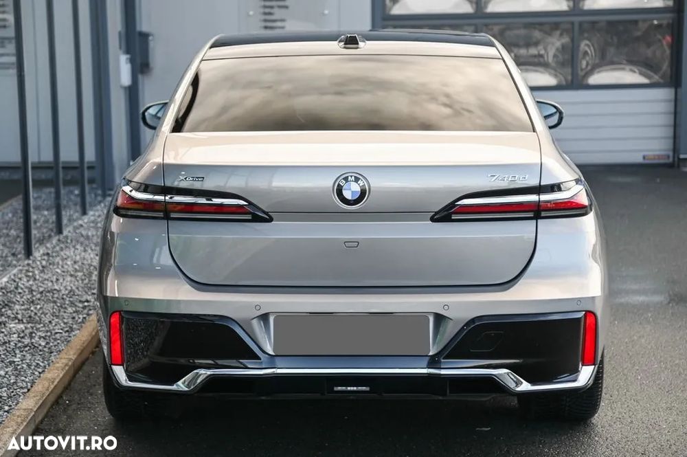 BMW Seria 7 740d xDrive - 36