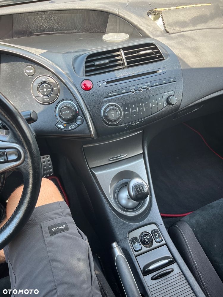 Honda Civic 1.8i-VTEC Sport - 10