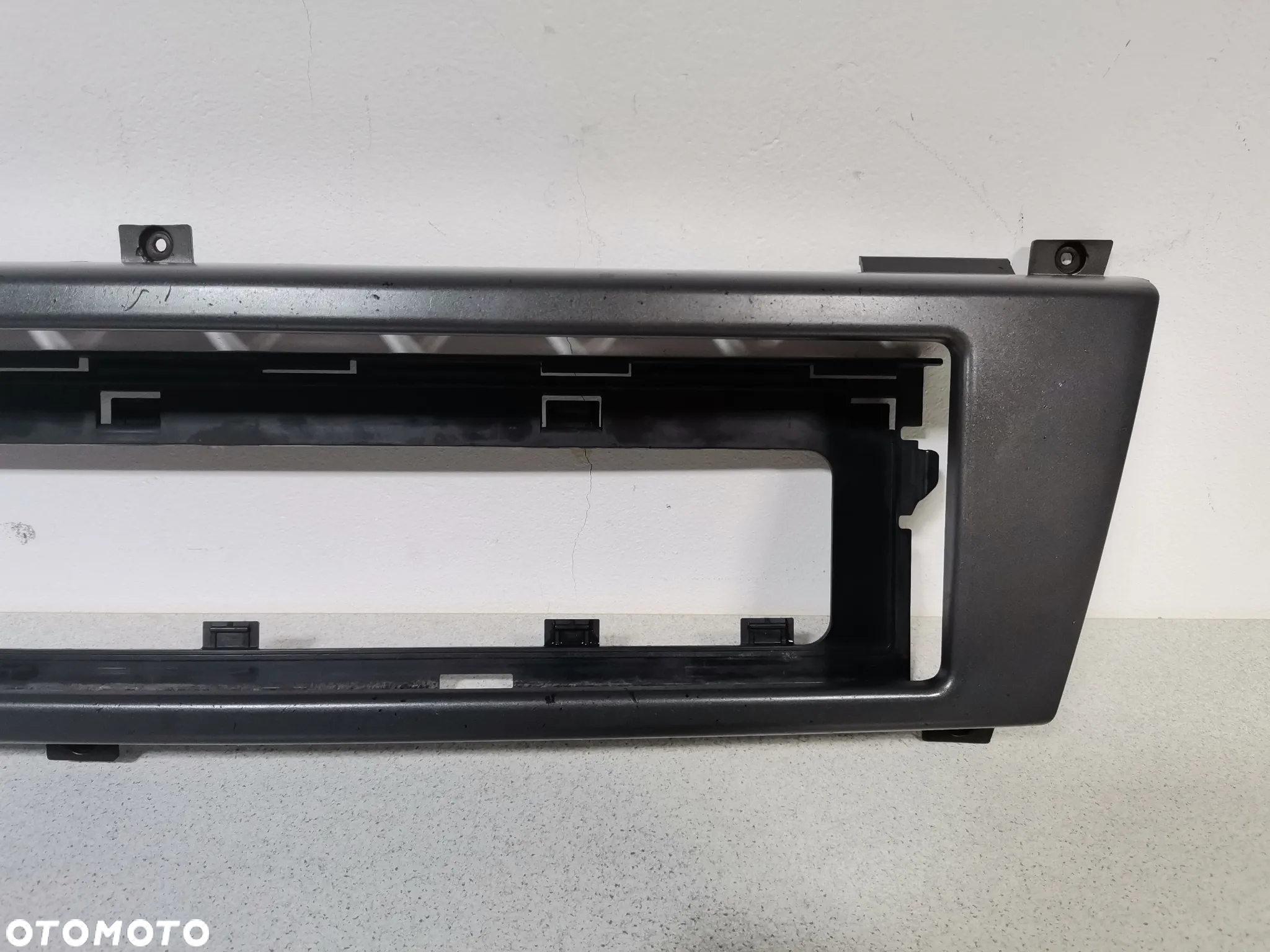 Ramka Wspornik Tablicy REJESTRACYJNEJ AUDI A4 B7 ORYGINAŁ 04-07 - 3