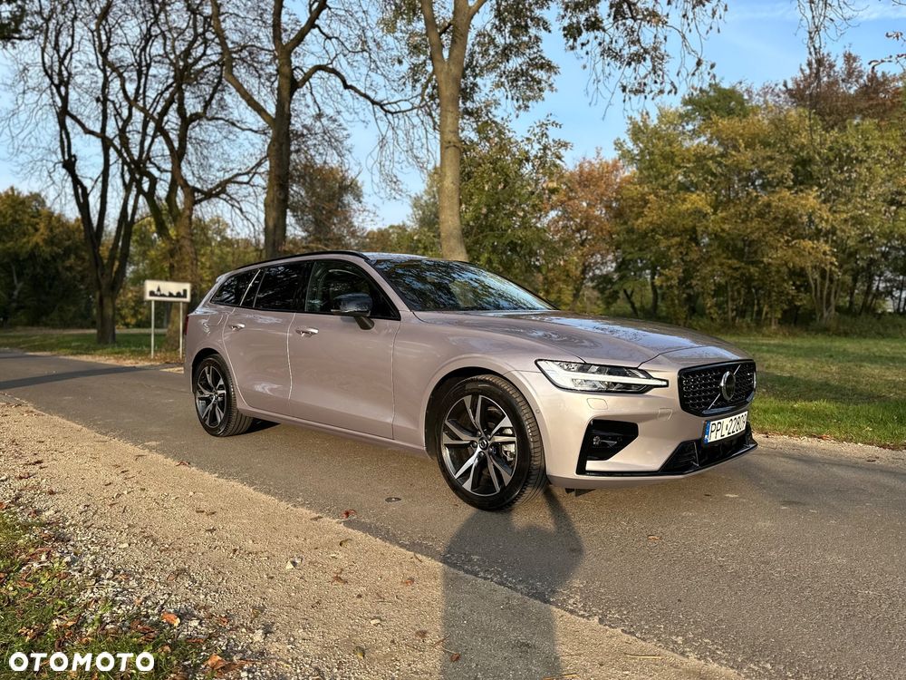 Volvo V60 B4 B Ultra Dark - 25