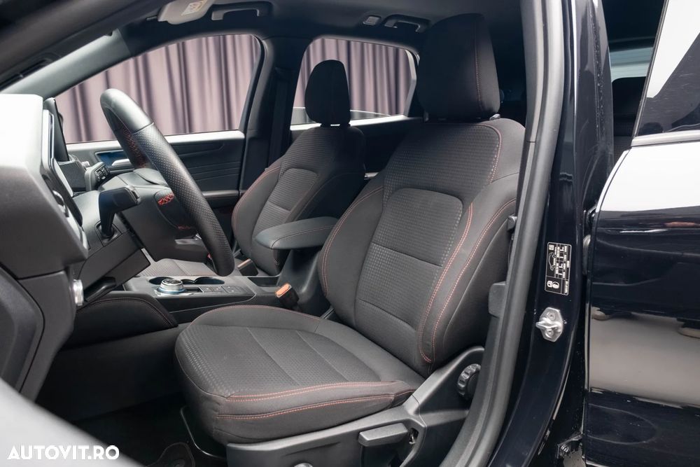 Ford Kuga 2.5 Duratec FHEV ST-LINE - 10