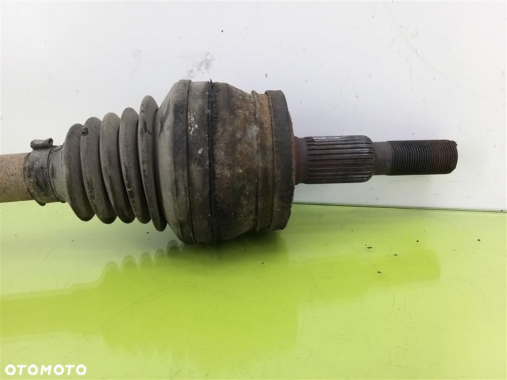 Półoś tylna tył lewa Dodge Magnum 2004-2008 3,5 V6 BENZYNA - 4