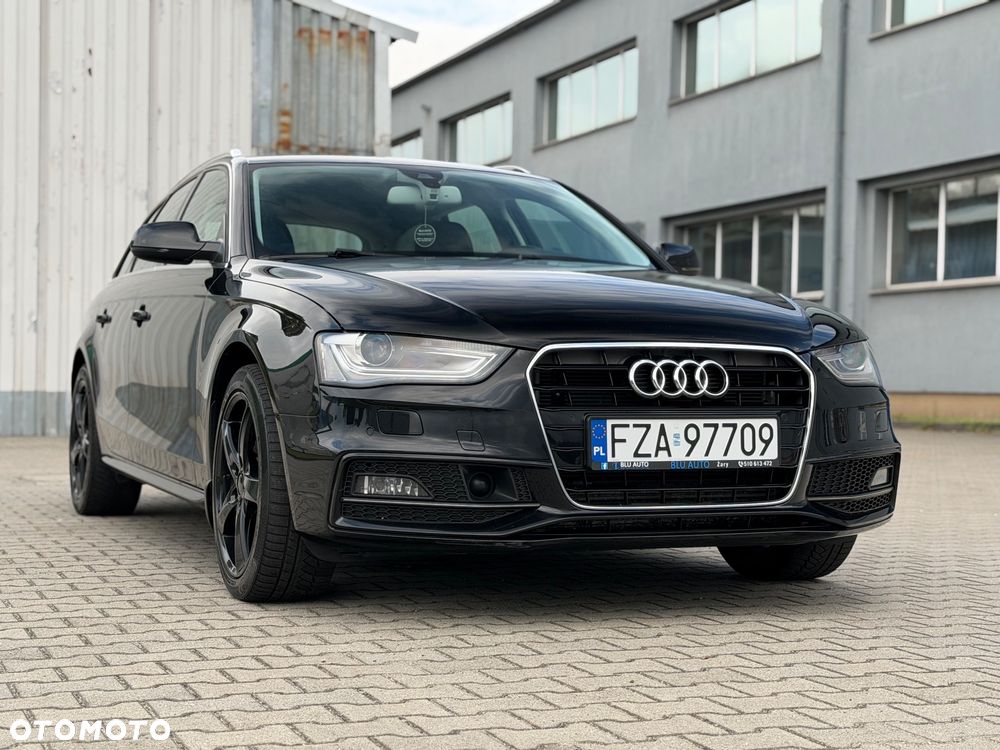 Audi A4 Avant 2.0 TDI DPF clean diesel multitronic S line Sportpaket - 30
