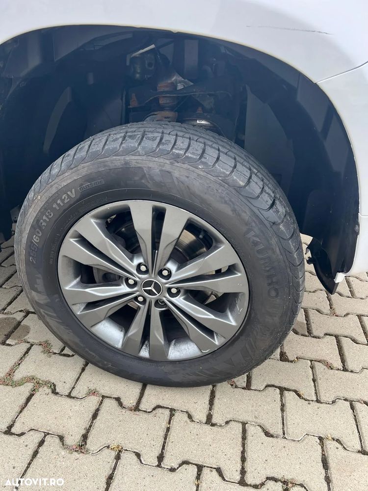 Mercedes-Benz X 220 d 4MATIC PURE - 10