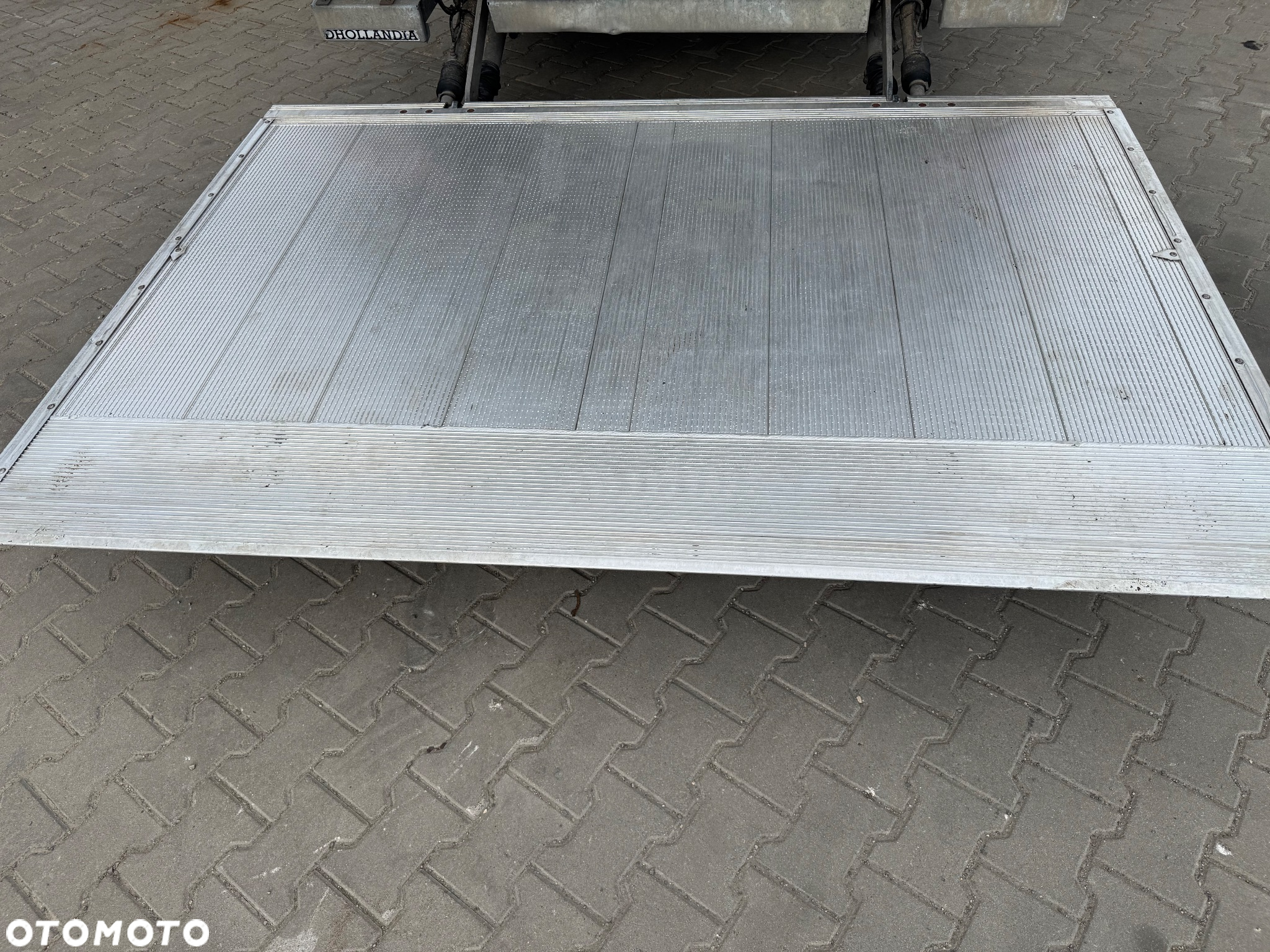 Iveco Daily 50-150 DMC 3.5T 35-150 Izoterma 10 palet WINDA 1000 kg Kontener 50-180 Salon PL - 9