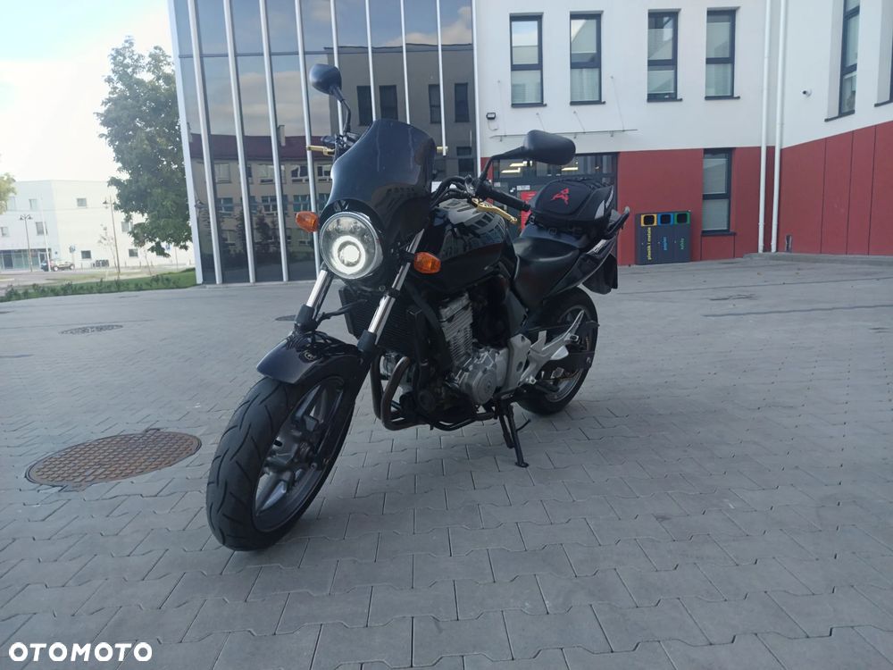 Honda CBF - 12