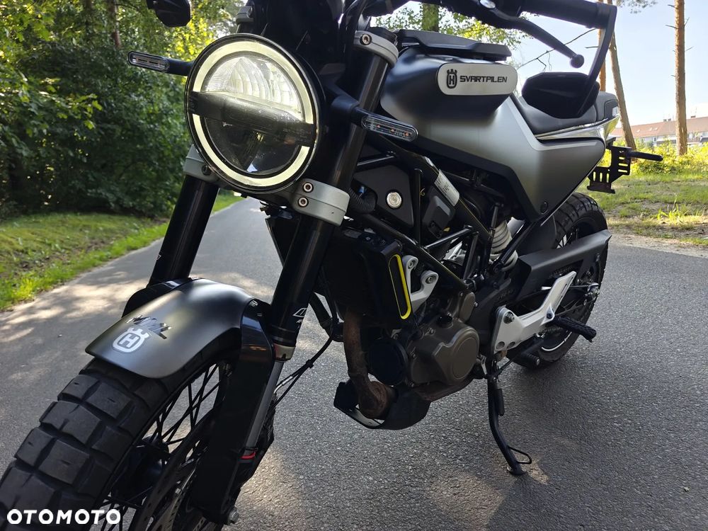 Husqvarna Svartpilen - 2