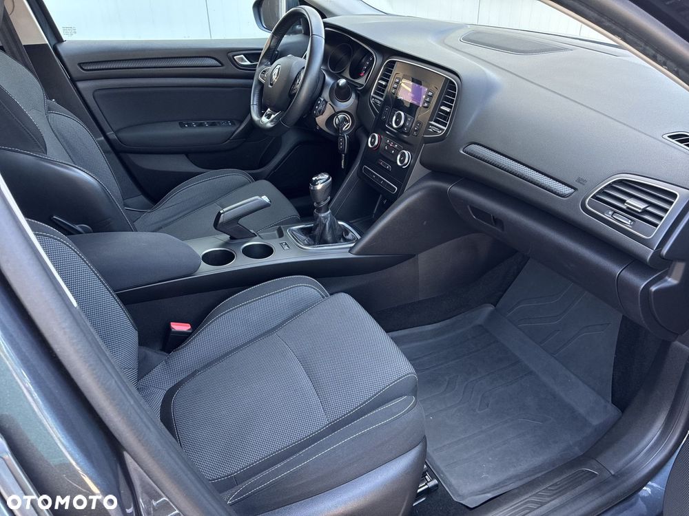 Renault Megane 1.3 TCe FAP Business - 27