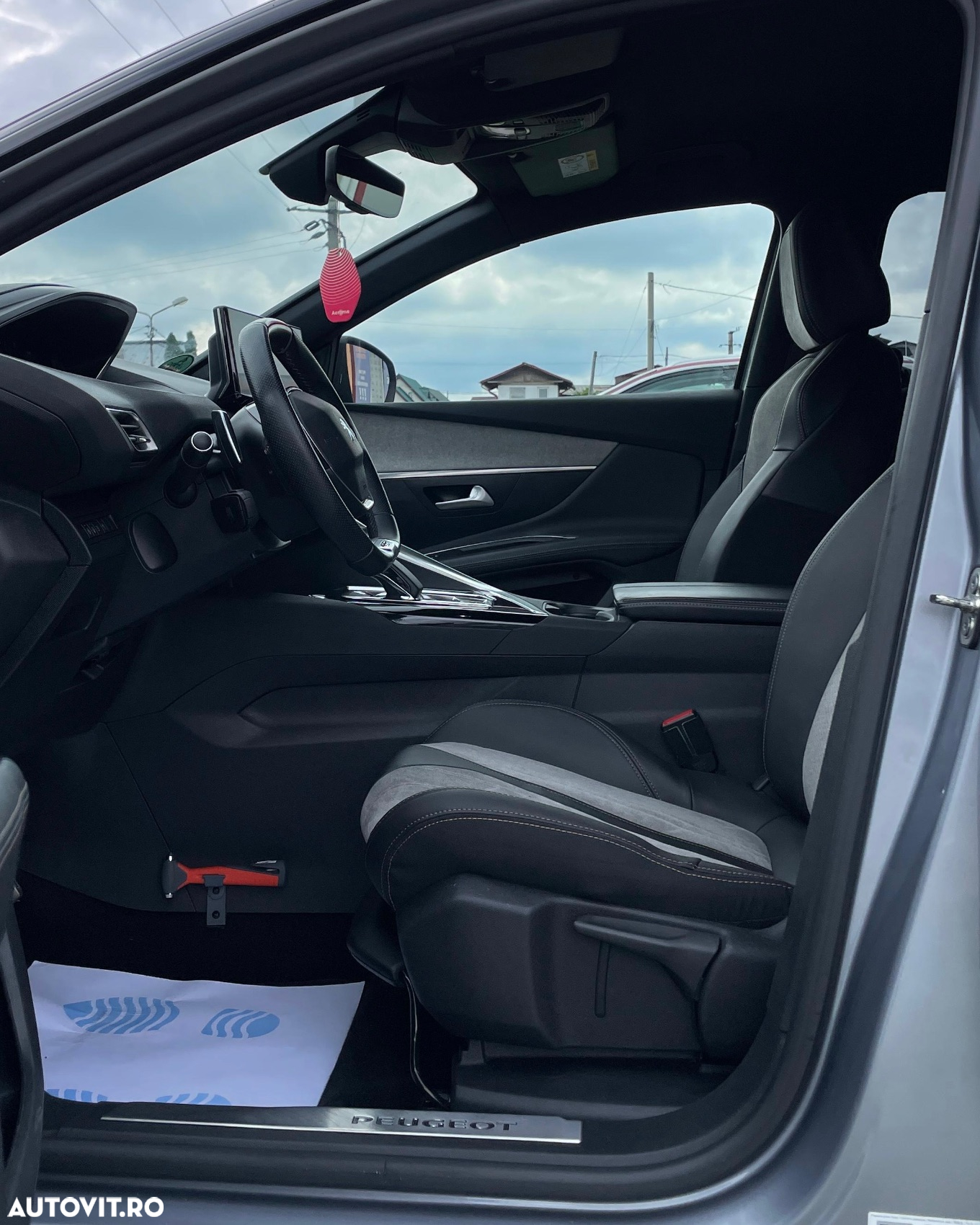 Peugeot 3008 PHEV EAT8 GT Pack - 31