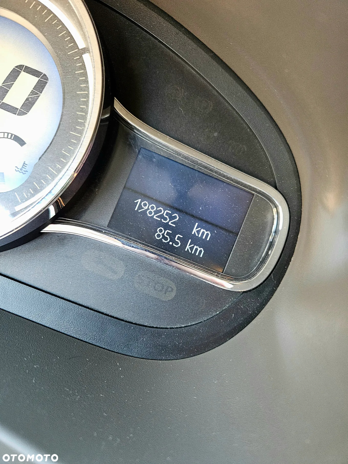 Renault Fluence 1.5 dCi Intens - 13