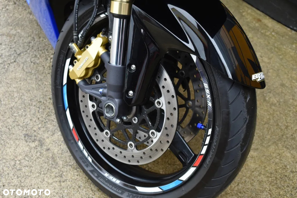 Suzuki GSX-R - 26