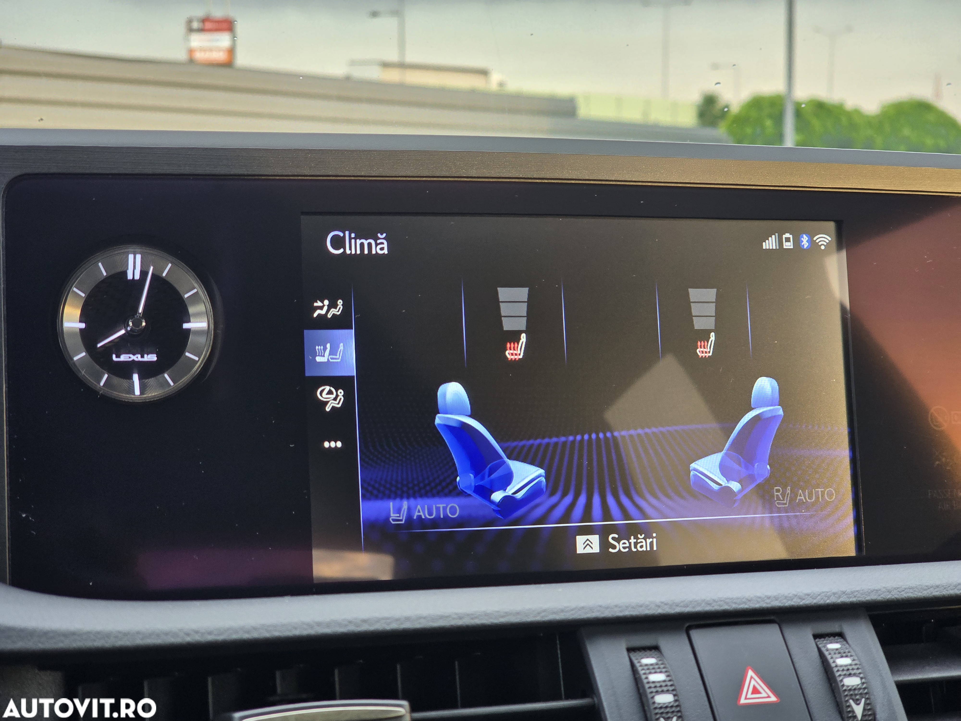 Lexus Seria ES 300h F Sport - 15