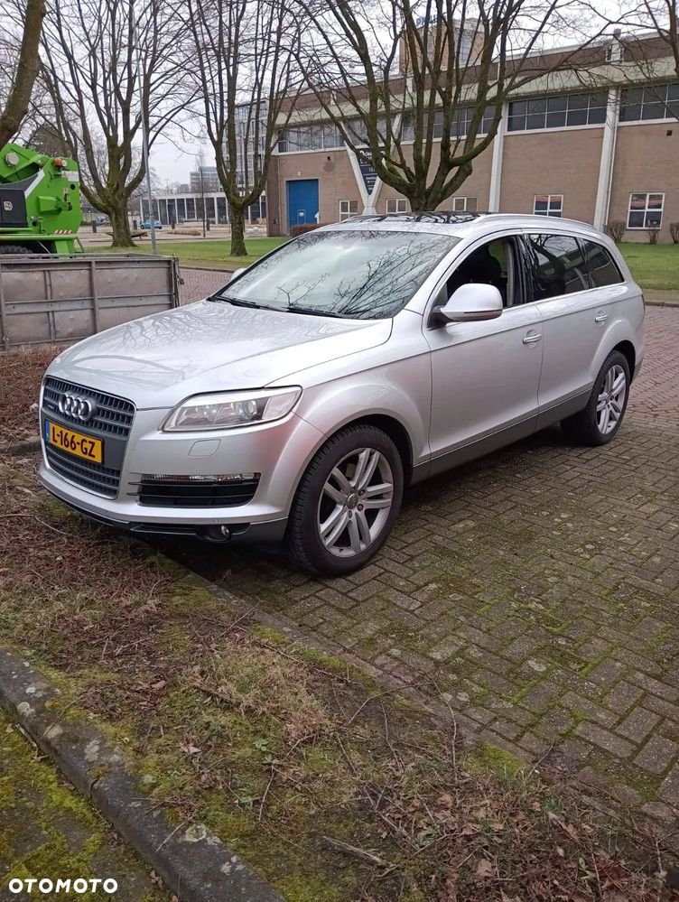 Audi Q7 4.2 FSI Quattro Tiptronic - 2