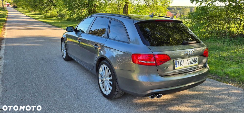 Audi A4 Avant - 4