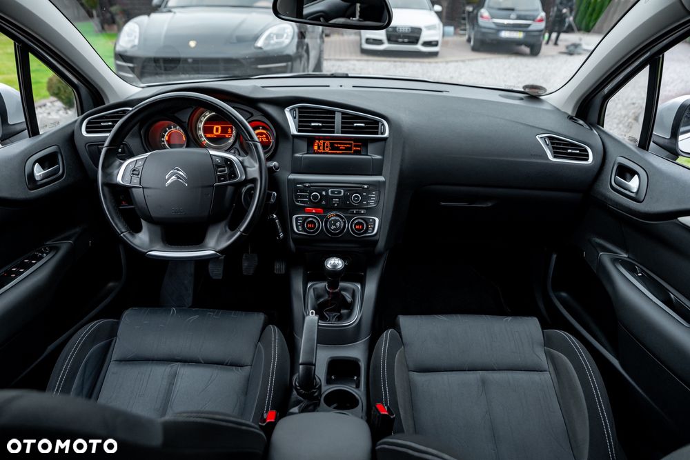 Citroën C4 VTi 120 Attraction - 25