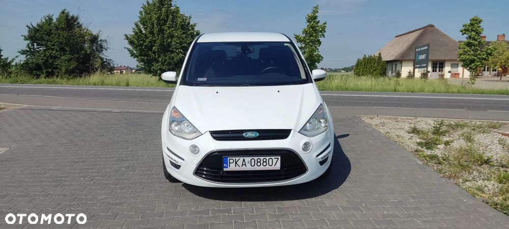 Ford S-Max 2.0 TDCi DPF Champions Edition - 9