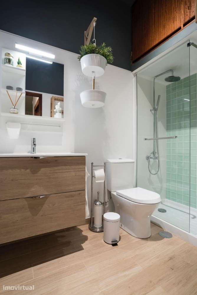 Apartamento com 1 quartos - localizado em Miragaia Porto - Grande imagem: 5/9