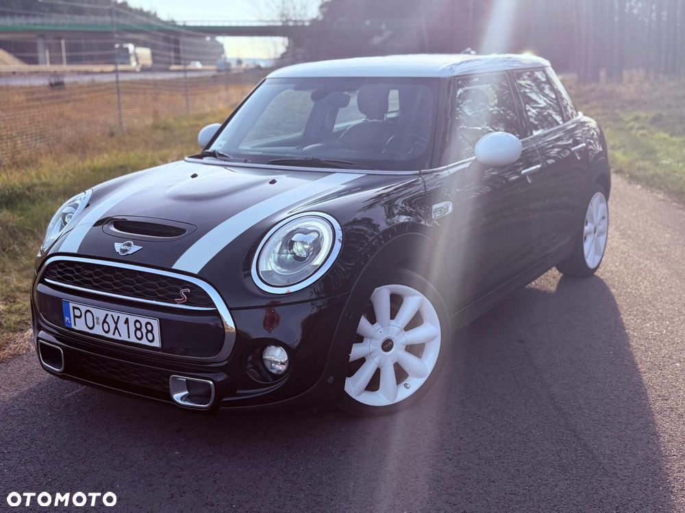 MINI Cooper S Standard - 4
