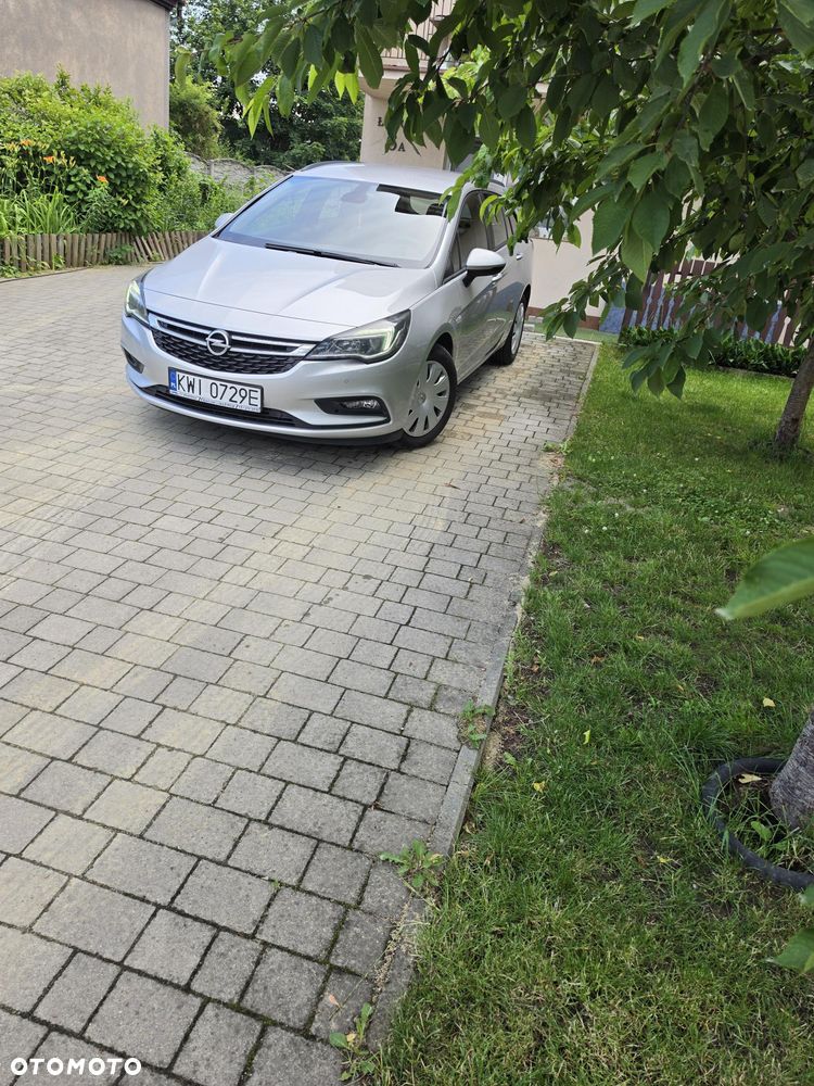 Opel Astra 1.6 CDTI Enjoy S&S - 2