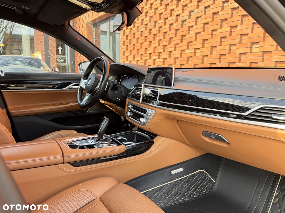 BMW Seria 7 - 13