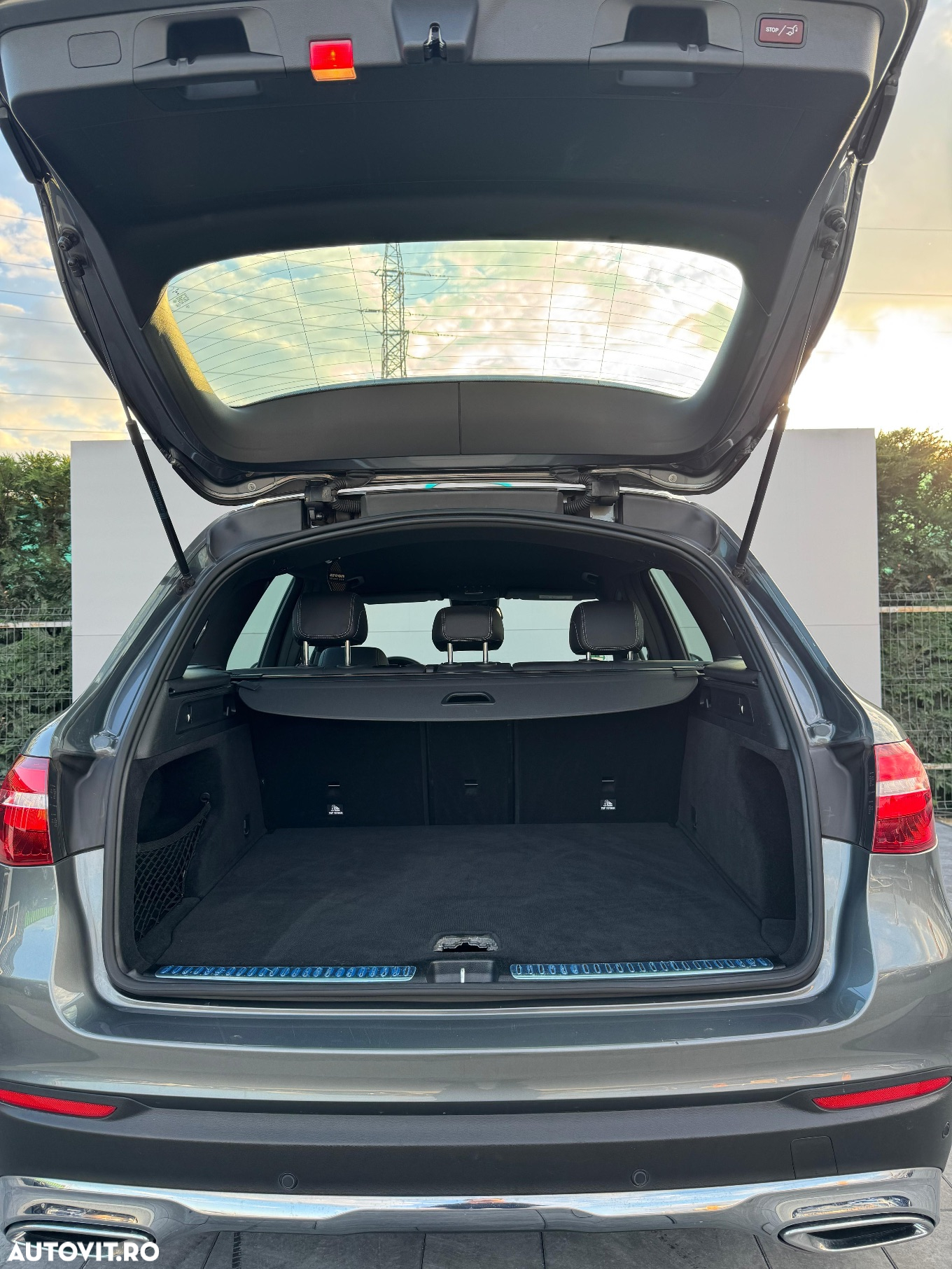 Mercedes-Benz GLC 220 d 4Matic 9G-TRONIC Exclusive - 24