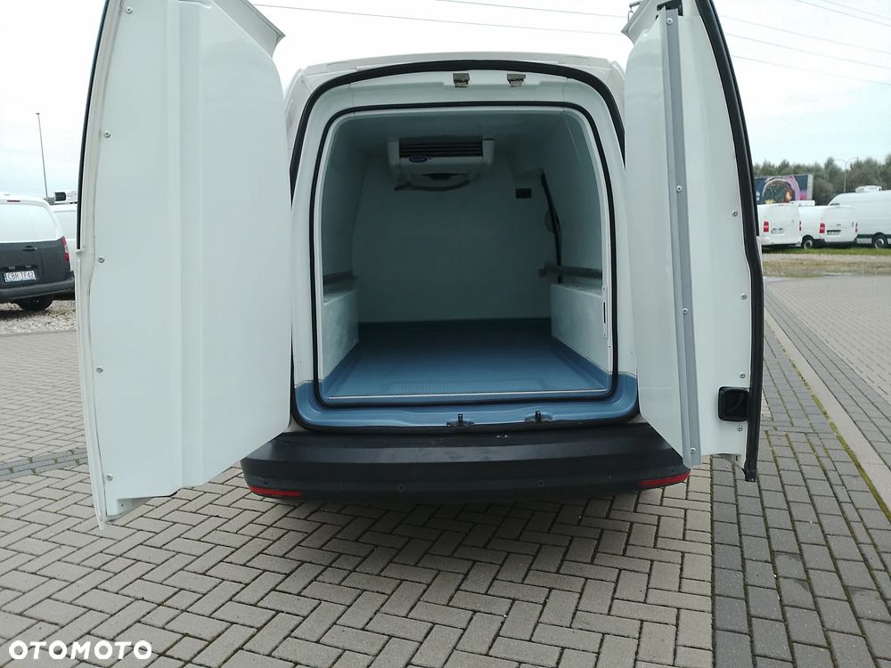 Volkswagen Caddy L2 Maxi Long Izoterma Chłodnia Mroźnia 220V do lodów minus 20 grzanie - 17