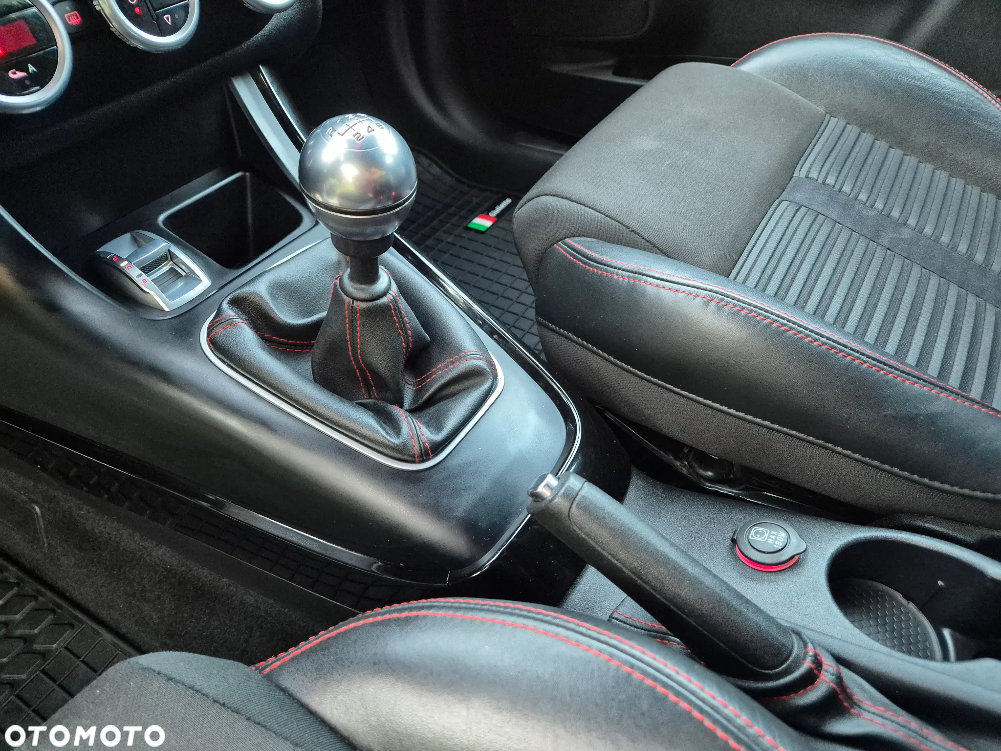 Alfa Romeo Giulietta 1.4 TB Distinctive - 17