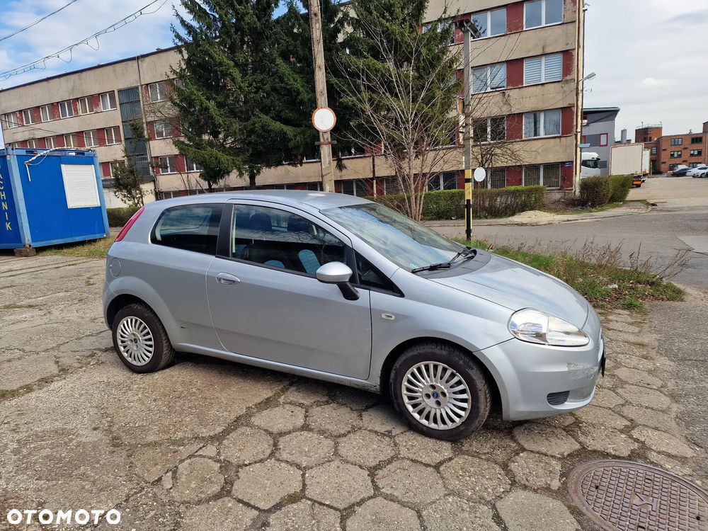 Fiat Grande Punto - 7