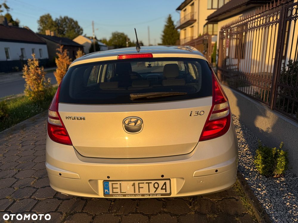 Hyundai i30 1.4 Base - 3