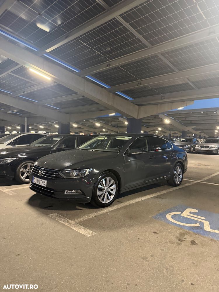 Volkswagen Passat 2.0 TDI DSG Comfortline - 6