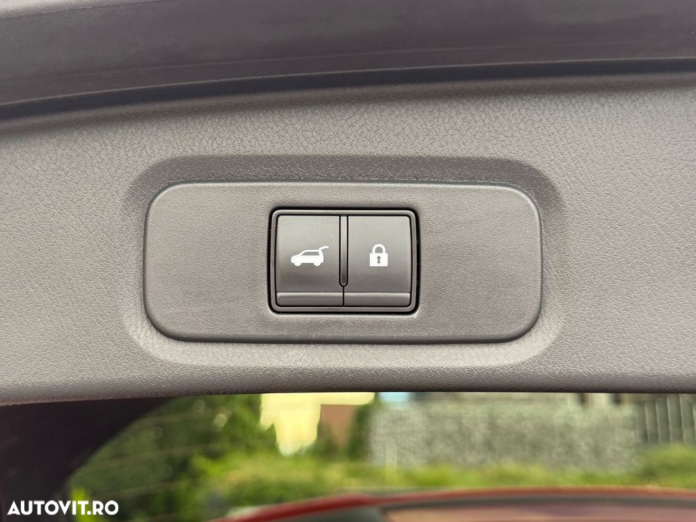 Nissan Qashqai 1.3 DIG-T MHEV Xtronic N-Connecta - 36