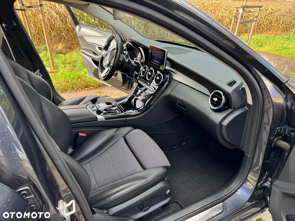 Mercedes-Benz Klasa C 180 7G-TRONIC - 14
