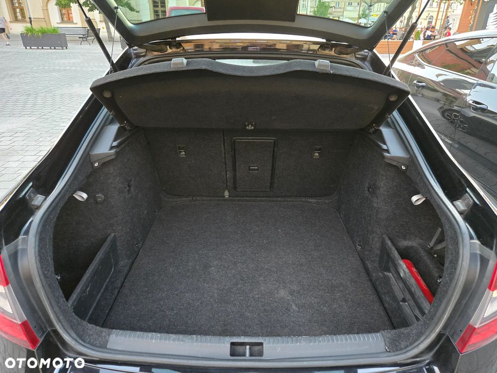 Skoda Octavia 2.0 TSI RS Challenge 245 - 2