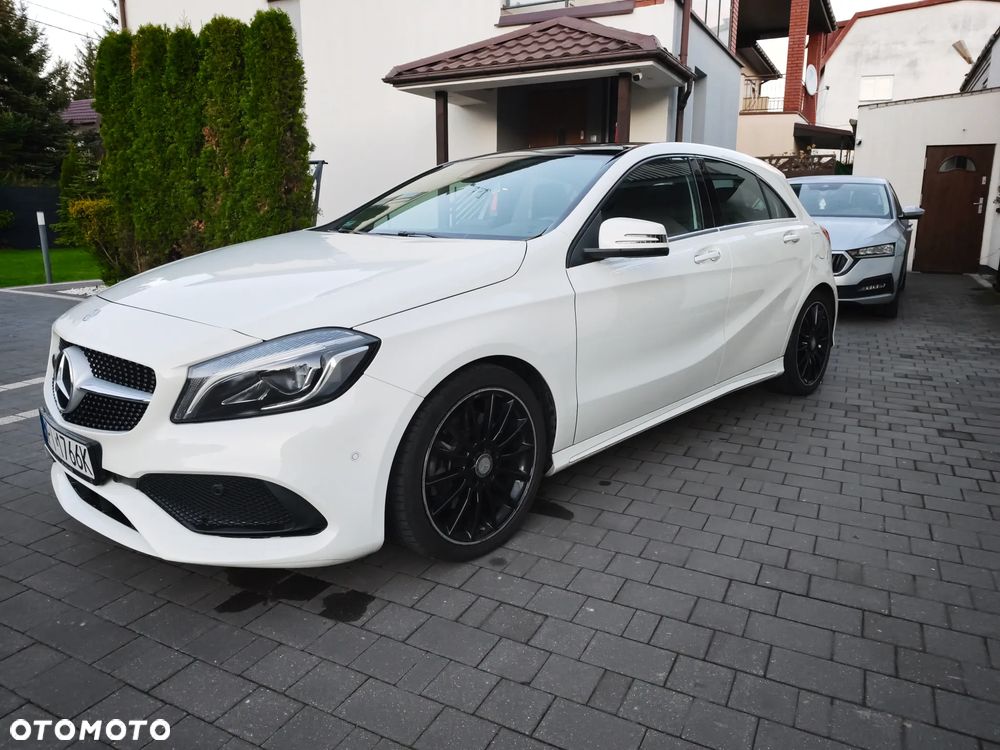 Mercedes-Benz Klasa A 220 4-Matic AMG Line - 3