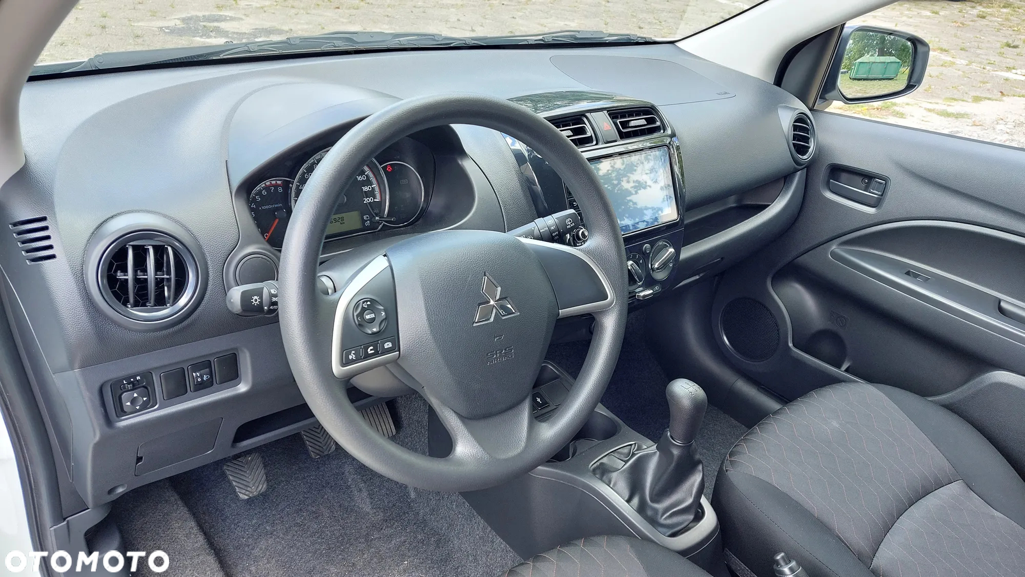 Mitsubishi Space Star 1.2 AS&G Intense - 13