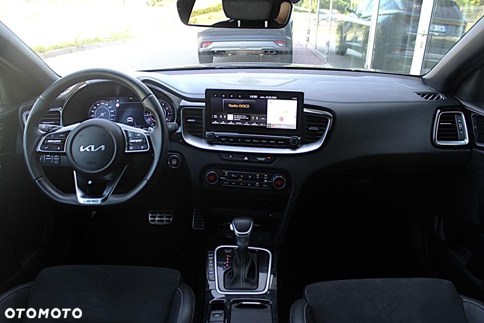 Kia XCeed - 13