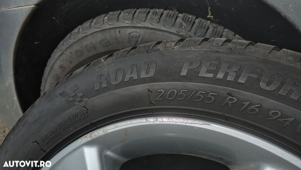 Set 4 jante aliaj PCD 5/114.3 mm, CB 54 mm, cu anvelope vară noi Riken 205/55 R16 94V Road Performance - 2