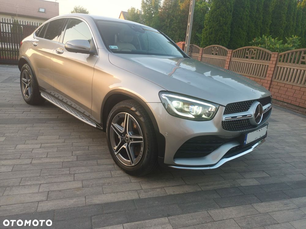 Mercedes-Benz GLC 200 4Matic 9G-TRONIC AMG Line - 1