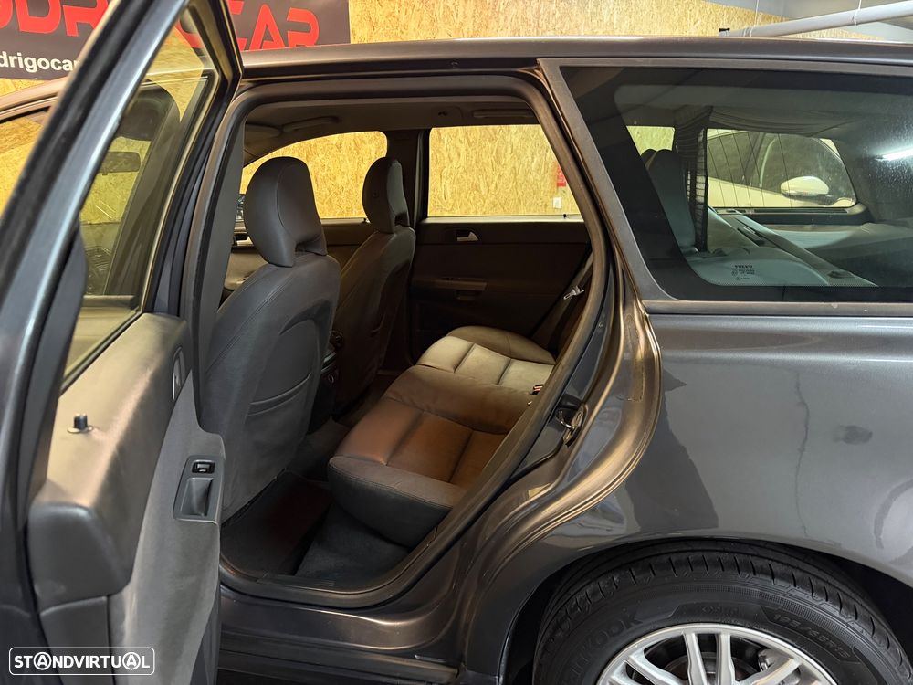 Volvo V50 1.6 D Momentum - 7