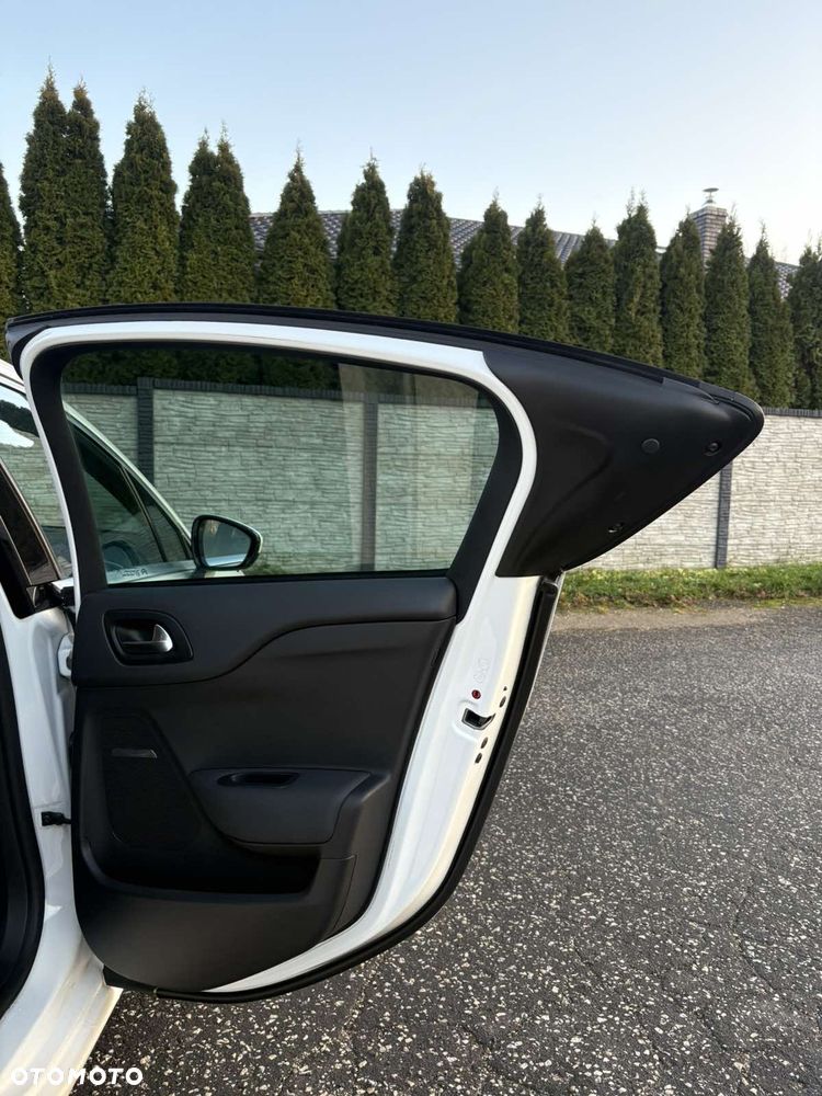 Citroën DS4 HDi 165 SportChic - 34