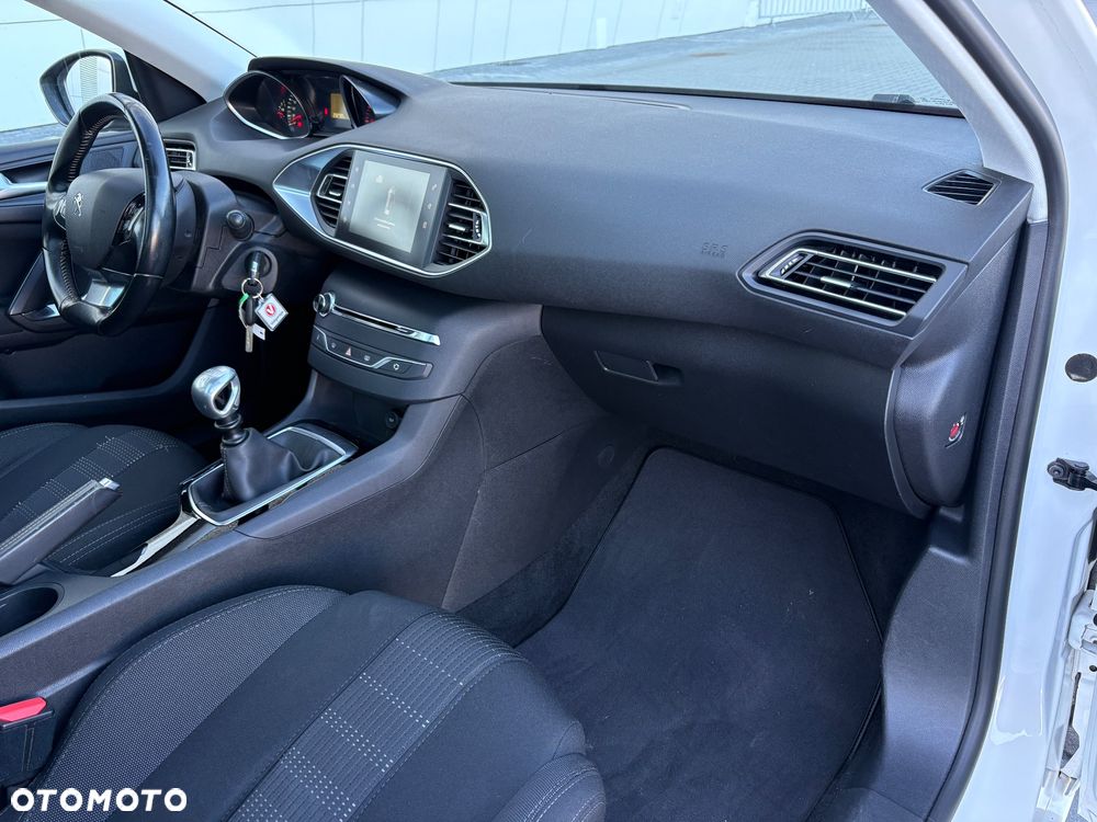 Peugeot 308 BlueHDi 120 Stop & Start Allure - 24