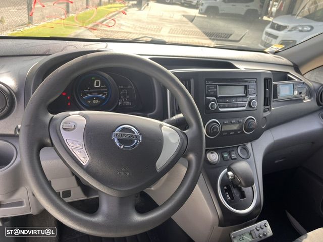 Nissan NV200 100% ELÉCTRICA COM FRIO - 13
