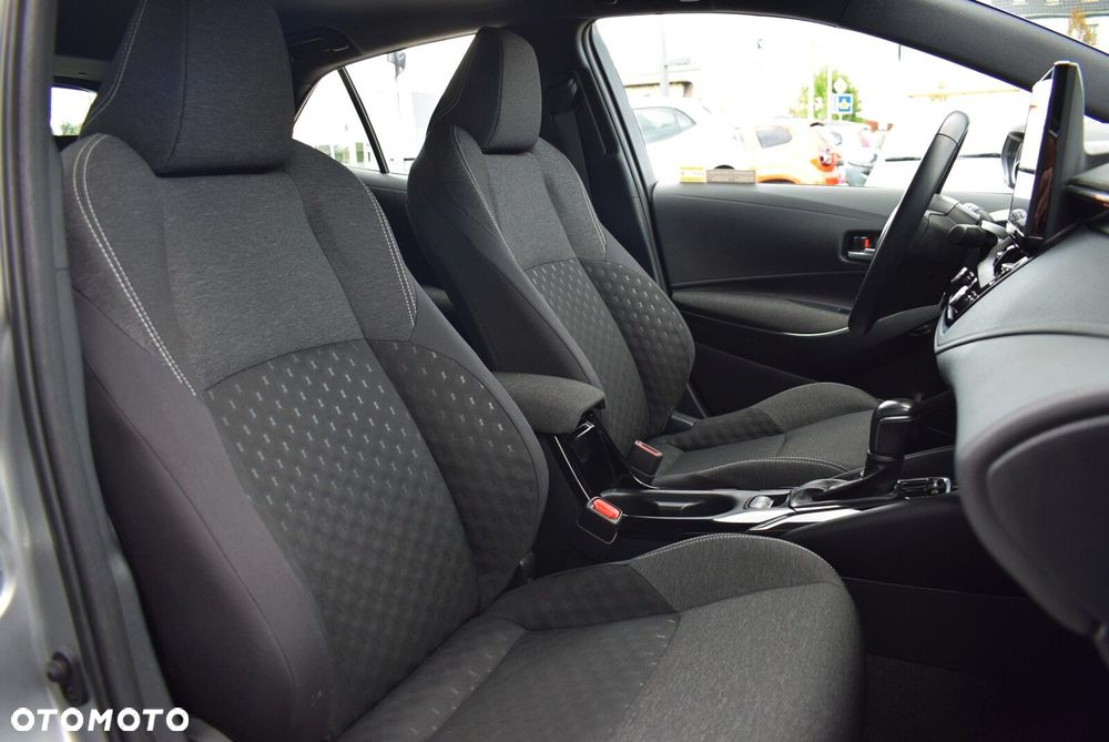 Toyota Corolla 1.8 Hybrid Comfort - 16