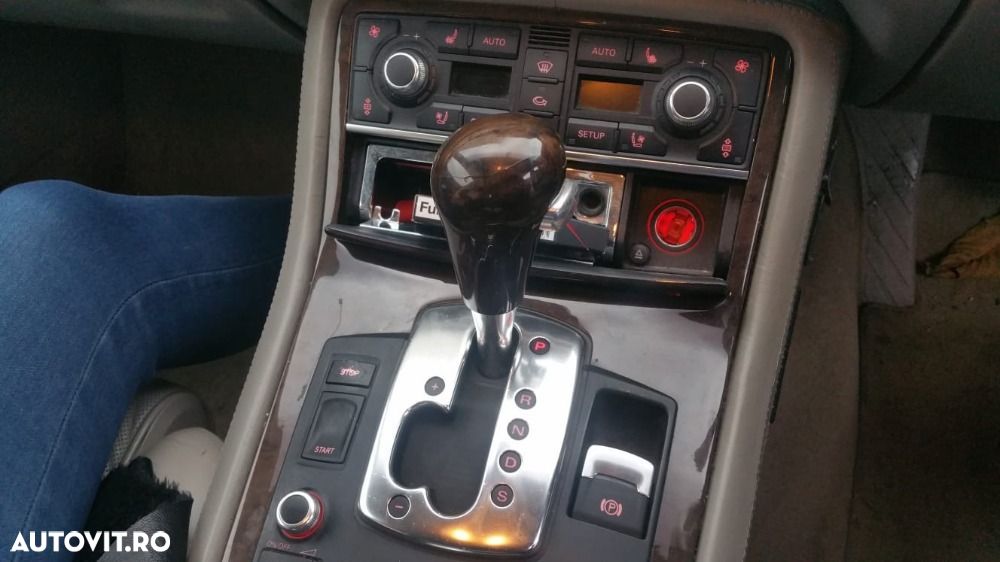 Dezmembrari  Audi A8 (4E)  2002  > 2010 3.0 TDI quattro Motorina - 3