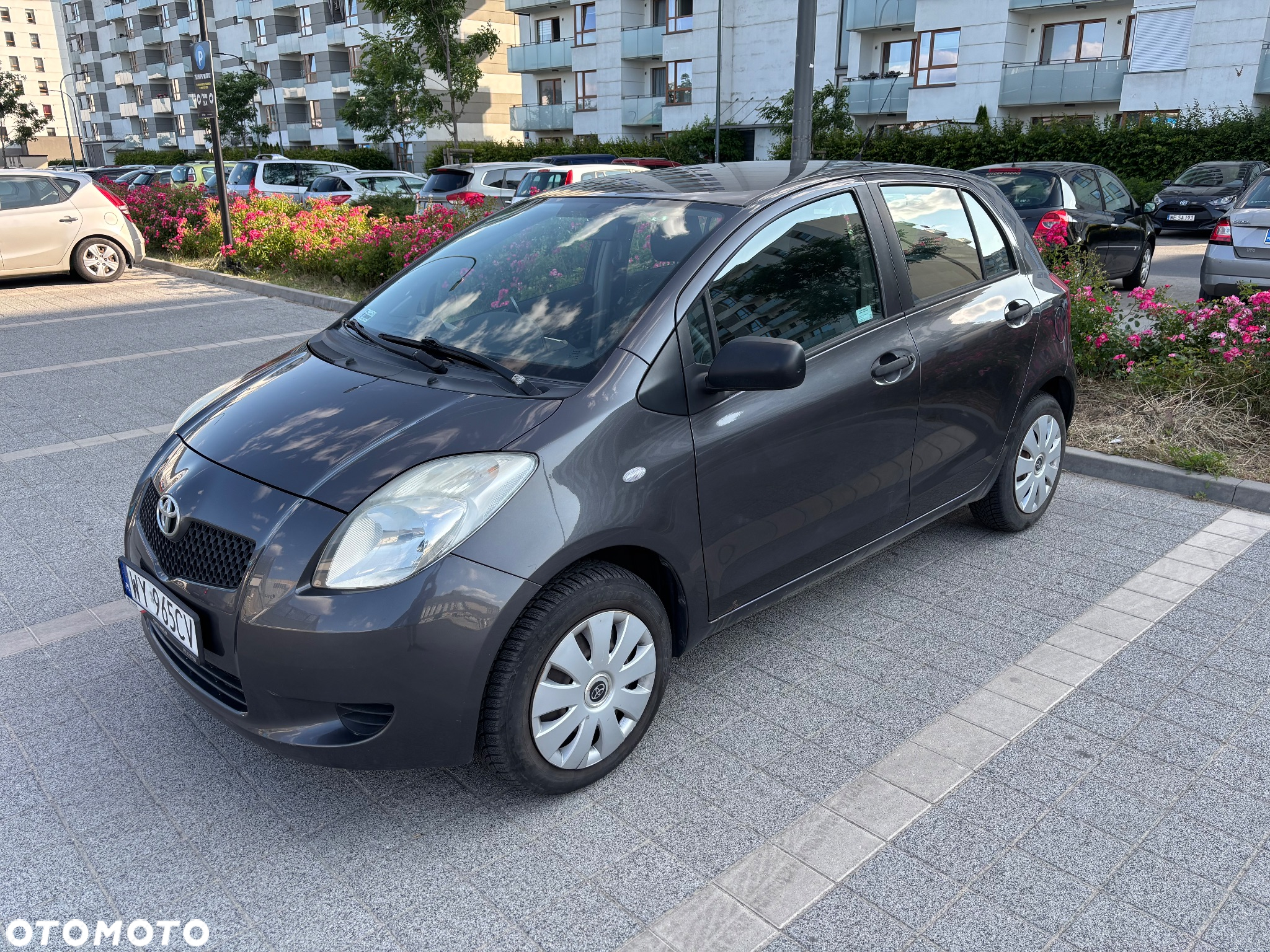 Toyota Yaris 1.3 Terra - 2