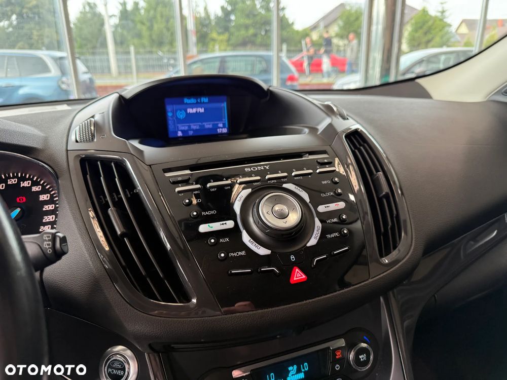 Ford Kuga 2.0 TDCi 2x4 Titanium - 17