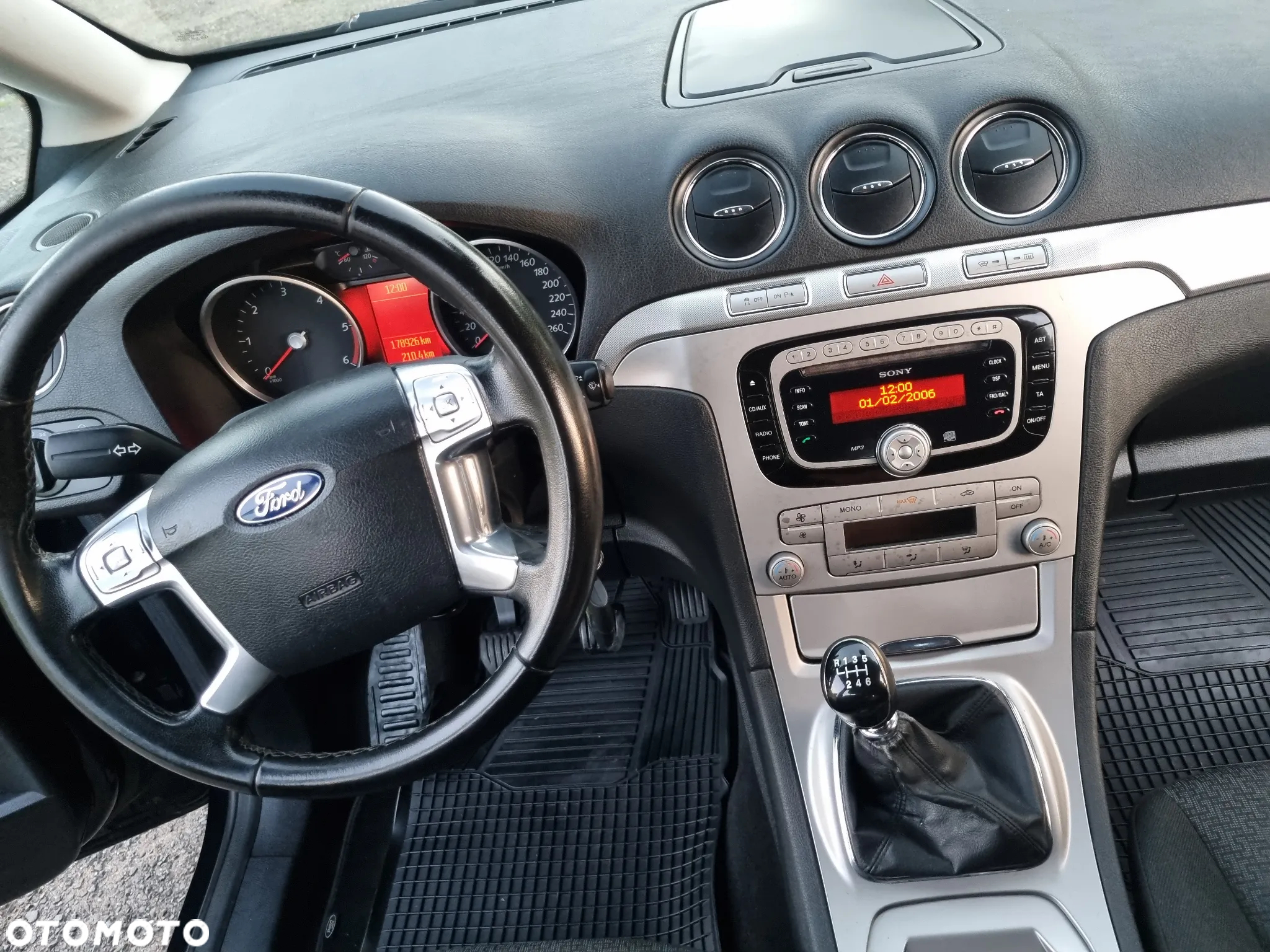 Ford Galaxy 2.0 TDCi Titanium - 18