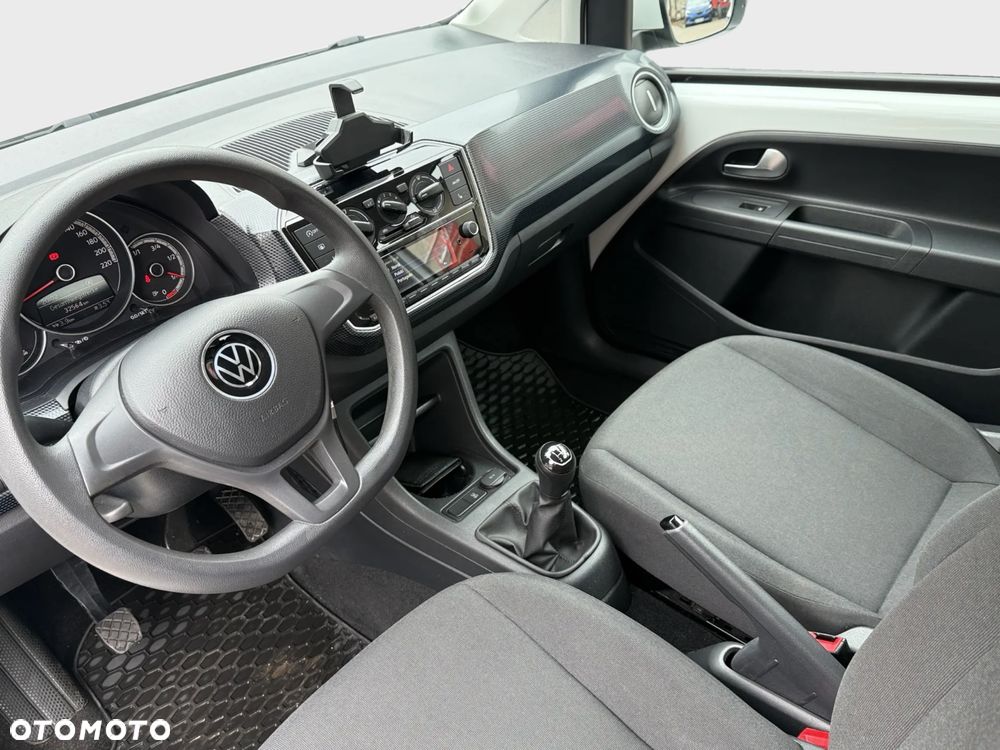 Volkswagen up! Standard - 12