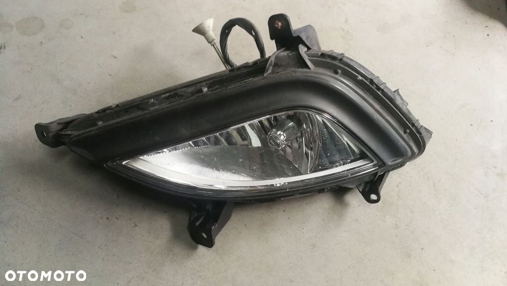 Halogen prawy przód przedni lift Hyundai I20 12-14 - 1